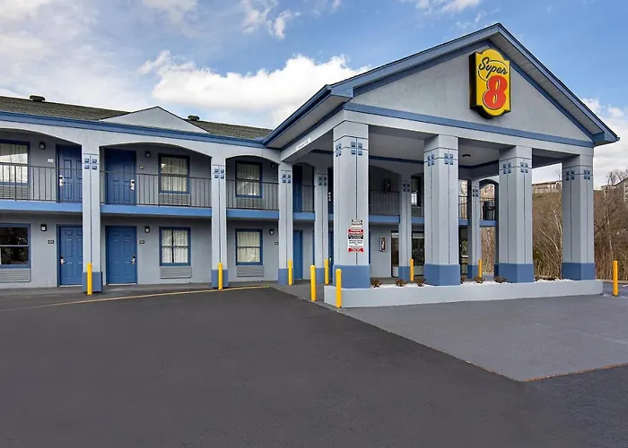 Super 8 By Wyndham Nashville West
