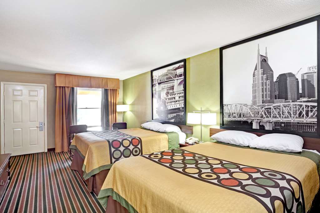 Super 8 By Wyndham West Hotel 2*