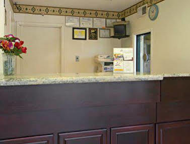 Hotel Super 8 By Wyndham West Nashville
